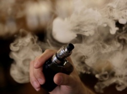 В Штатах запретят "вкусные" наполнители для е-сигарет