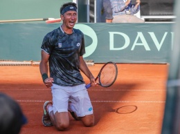 Стаховский пожертвует 100 долларов с каждого эйса на Australian Open на борьбу с пожарами в Австралии