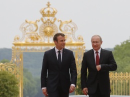 Макрон и Путин по телефону обсудили ситуацию на Ближнем Востоке