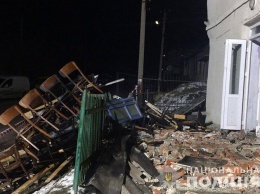 В Тернопольской области от взрыва в клубе пострадали восемь подростков