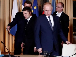 Путин не знает, что делать с Россией и для России, отметил Гудков