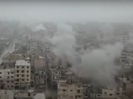 Ударили по жилым домам: появилось видео бомбардировки Сирии авиацией Асада и Путина