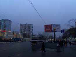 В Киеве вспыхнул автобус, переполненный пассажирами: видео