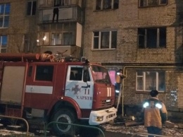 В Харькове спасатели эвакуировали из горящей пятиэтажки 15 жителей, - ФОТО