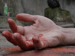 В Харькове мужчина пытался совершить суицид (видео)