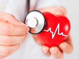Убережет от инфаркта и инсульта: врачи назвали важный продукт