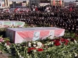 На похоронах Сулеймани затоптали на смерть десятки людей