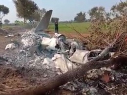 В Пакистане разбился истребитель с двумя пилотами