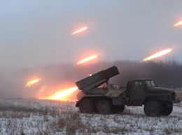 Ад на Донбассе: боевики "ЛНР" стащили всю тяжелую технику на передовую