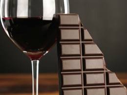 Вино и шоколад помогут сбросить за неделю 3 кг лишнего веса. Интересное открытие