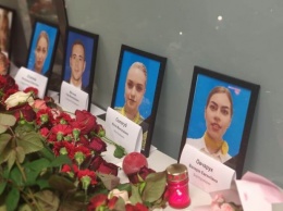 Ужасное горе: в сети выложили ФОТО супруга погибшей стюардессы МАУ в аэропорту Борисполь