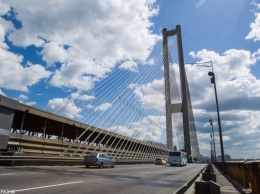 В Киеве на Южном мосту ограничат движение автотранспорта