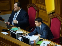Глава ВР опроверг слухи о повышении депутатам зарплаты до 100 тыс грн