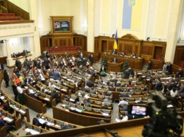 Парламент поддержал за основу законопроект о социальной и правовой защите военнослужащих
