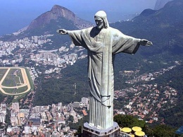 Над Бразилией простерлась «рука Бога». ФОТО