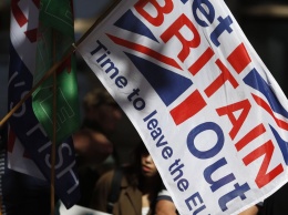 Великобритания пообещала не устраивать депортации иностранцев после Брекзита