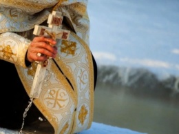 Святое Богоявление - великий православный праздник, отмечать который принято купанием в проруби! Праздники Украины и мира 19 января 2020 года