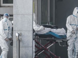 В Китае медики сканировали пассажиров самолетов: в стране началась эпидемия смертельного вируса