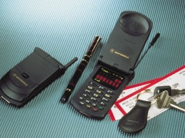 Какими были популярные телефоны с 1980 по 2000 год