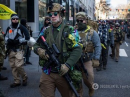 Трамп поддержал: в США люди вышли на массовый митинг с винтовками и пистолетами. Фото и видео