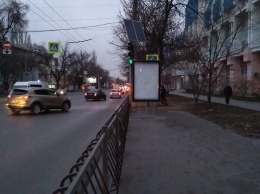 "Безопасность - это что?": в Симферополе рекламная конструкция у пешеходного перехода перекрыла видимость