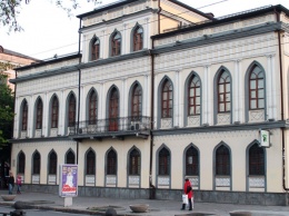 В центре Днепра Филатов закроет Приватбанк ради музея: сколько на него потратят
