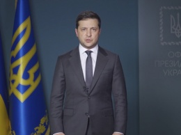 Зеленский поздравил украинцев с Днем Соборности и призвал не пить за рулем и ценить свободу слова: видео