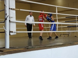 В Днепре прошел открытый чемпионат по боксу среди юниоров