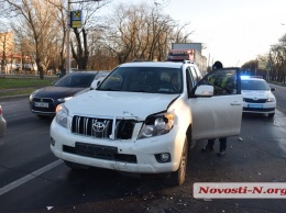 В Николаеве дама на Prado устроила ДТП с тремя авто: травмированы два водителя