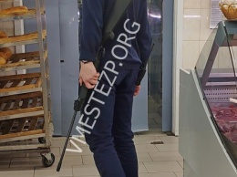 В запорожском супермаркете мужчина открыл стрельбу из винтовки по воробьям, - СМИ