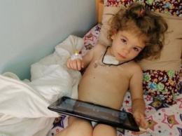Капля добра: 3-летней Алисе Кургановой необходимы доноры крови
