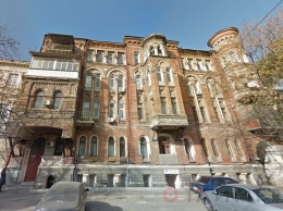 В Одессе остановили замену окон на пластиковые в 140-летнем доме Сигала