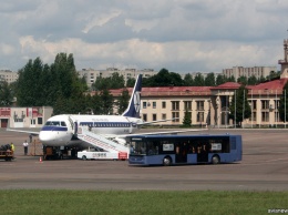 Почему аэропорт Борисполь закупает перронные автобусы за границей, а не в Украине