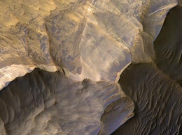 NASA показало необычный песчаник на Марсе