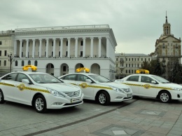 Таксисты Киева хотят заявить о своих проблемах автопробегом