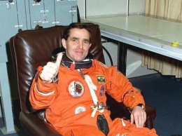 ''Он - наша легенда!'' Зеленский с гордостью вспомнил первого украинца в космосе