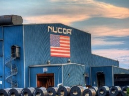 Годовая прибыль Nucor обвалилась почти наполовину
