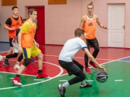 В Днепре состоялся финал городских соревнований по баскетболу 3х3