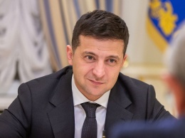 Украинцы считают Зеленского главным двигателем реформ - Разумкова
