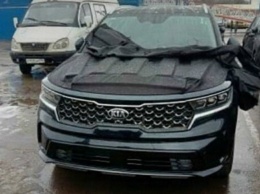 Новый Kia Sorento станет намного «жестче» (первые фото)