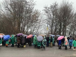 На Виннитчине протестующие перекрыли международную трассу