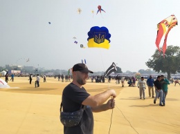 Николаевские кайтеры ярко выступили на Международном фестивале воздушных змеев в Индии (ФОТО, ВИДЕО)