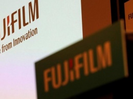 Полностью рассекречена фотокамера Fujifilm X100V: 26,1 млн пикселей и сенсорный экран