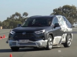 Toyota RAV4 пересдала лосиный тест
