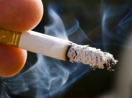 Днепровские депутаты подали обращение против рекламы никотина