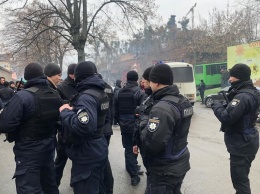 В Киеве устроили облаву возле мечети: в МВД это назвали «проверкой миграционного законодательства»