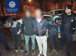 В Мариуполе задержали уличных грабителей, - ФОТО