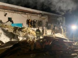 В России крыша кафе обвалилась на 200 посетителей - погибла девушка, четверо людей попали в больницу