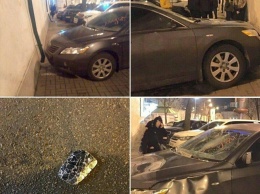 В Мелитополе неизвестные изуродовали автомобиль за неправильную парковку