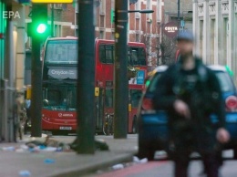 Нападавшим с ножом в Лондоне был мужчина, который отсидел в тюрьме за терроризм - СМИ